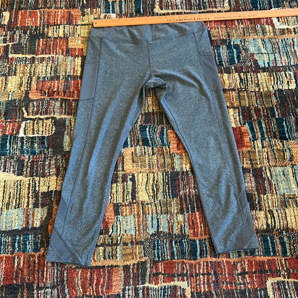 Like New - Mondetta Gray Athletic Leggings - Size XL.